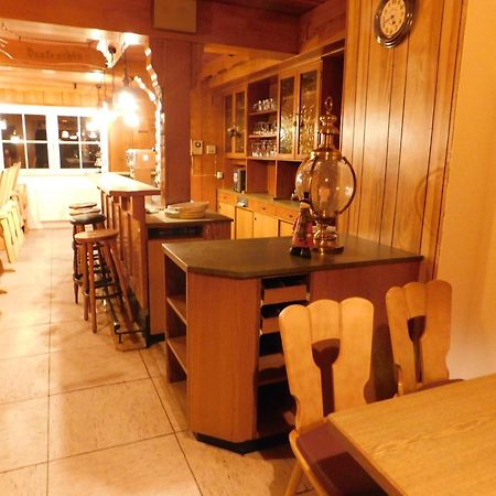 Villa Ferienhaus Astenblick - Ideal Fuer Weihnachtsfeiern Und Familienfeiern Bietet Schlafplaetze Fuer Bis Zu 35 Personen à Winterberg Extérieur photo