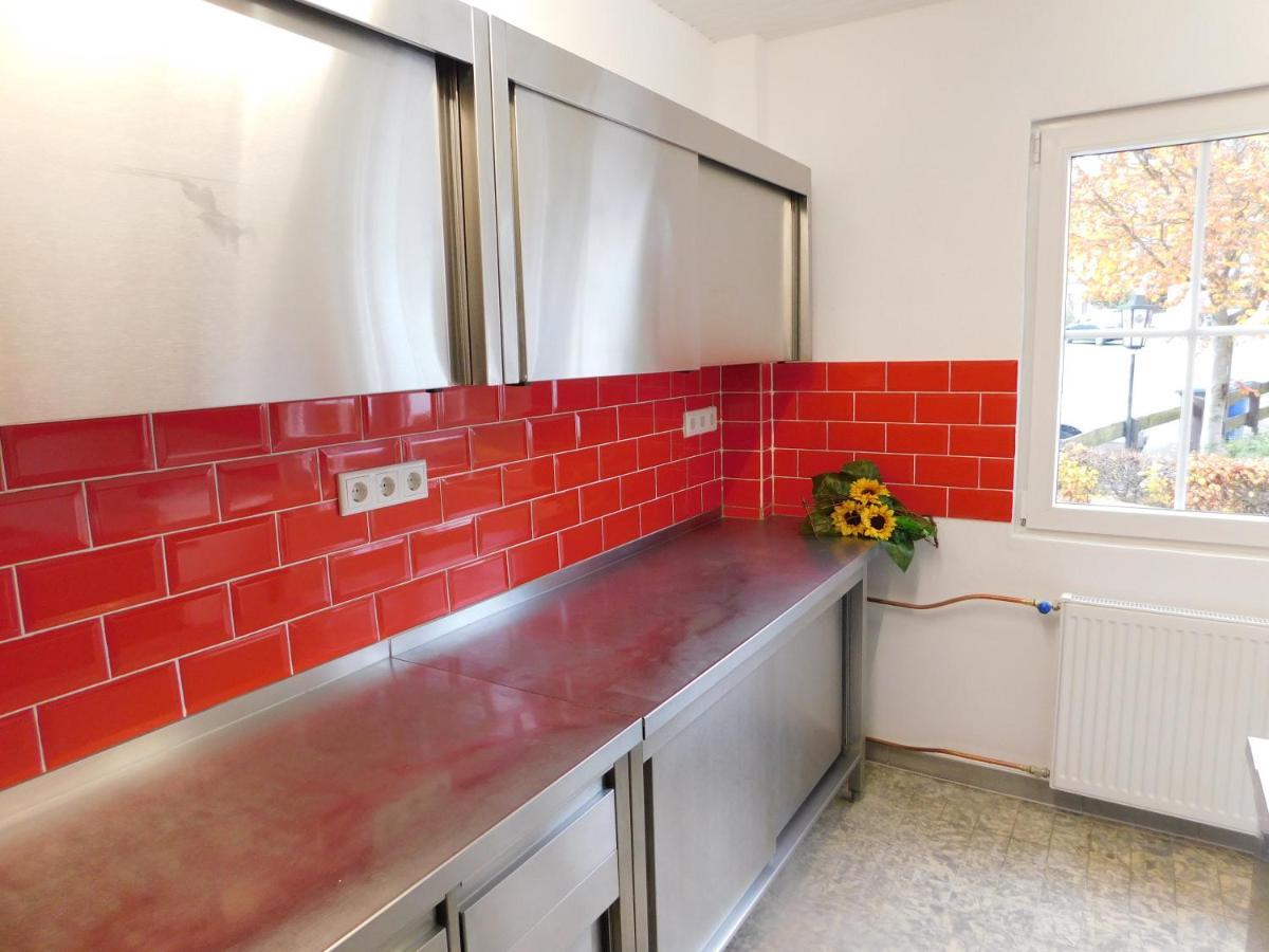 Villa Ferienhaus Astenblick - Ideal Fuer Weihnachtsfeiern Und Familienfeiern Bietet Schlafplaetze Fuer Bis Zu 35 Personen à Winterberg Extérieur photo