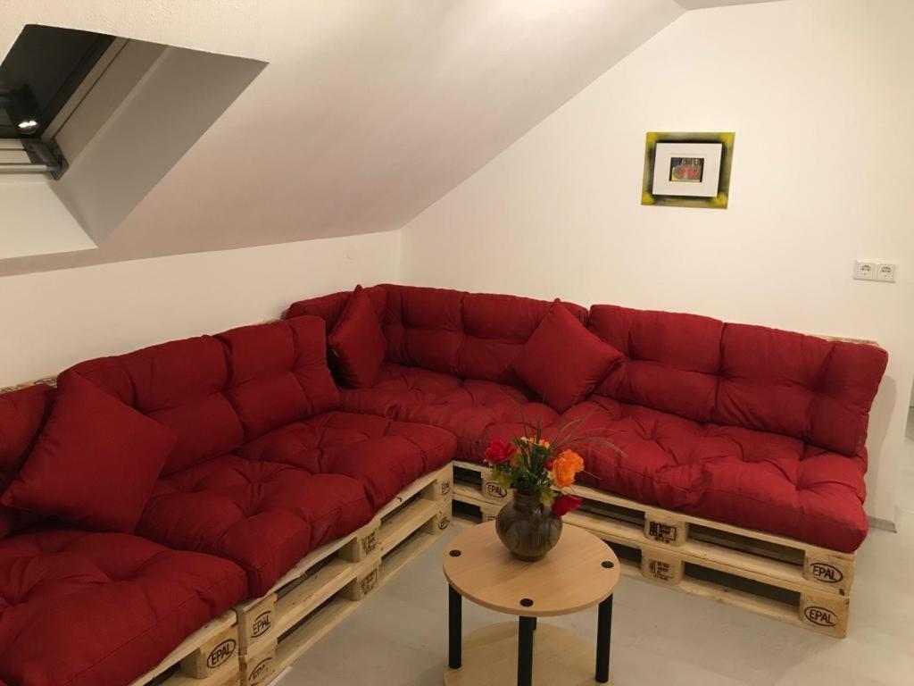 Villa Ferienhaus Astenblick - Ideal Fuer Weihnachtsfeiern Und Familienfeiern Bietet Schlafplaetze Fuer Bis Zu 35 Personen à Winterberg Extérieur photo